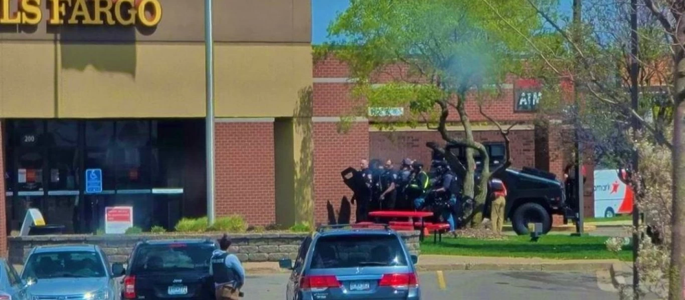 ΗΠΑ: Ένοπλη ληστεία με ομήρους σε τράπεζα της Μινεσότα - Αφέθηκαν ελεύθεροι τέσσερις από αυτούς (βίντεο)